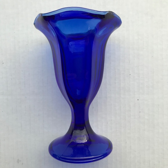 Set of 2 Vintage Cobalt Blue Ice Cream Sundae Dishes 6 1/4” Tall - Picture 10 of 10